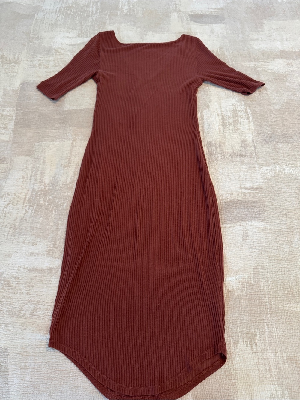Express Ribbed V-Neck Midi Dress in Rust - Picture 2 of 3